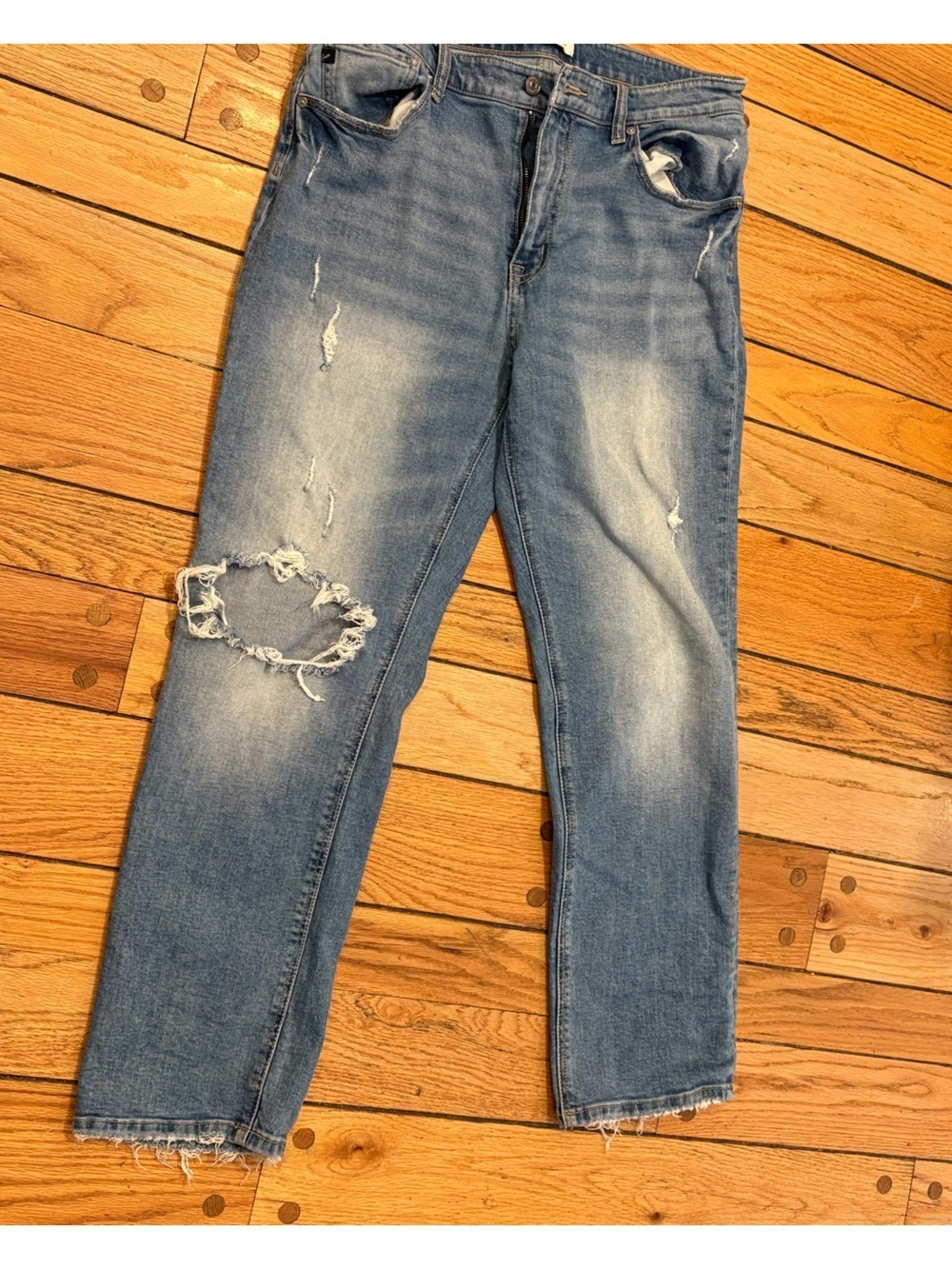 KanCan Women’s Relaxed Loose 90s Distressed Light Blue Jeans 13/30
